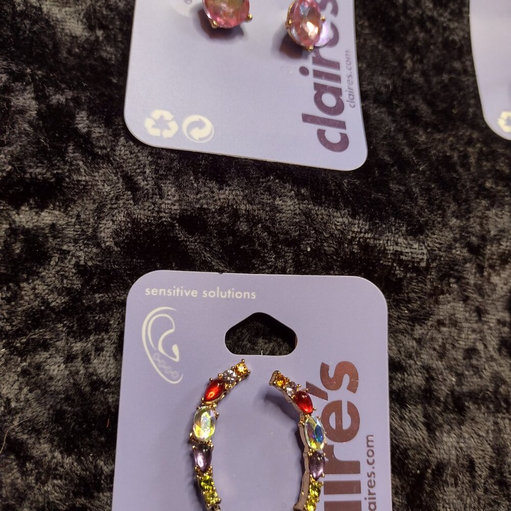 Lot New Claires Colored Faux Gemstone Rings Hypoallergenic Earrings Crawlers Set - Picture 2 of 7
